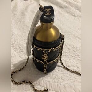 Chanel water bottle never been used. 2019 collection. AUTHENTIC
